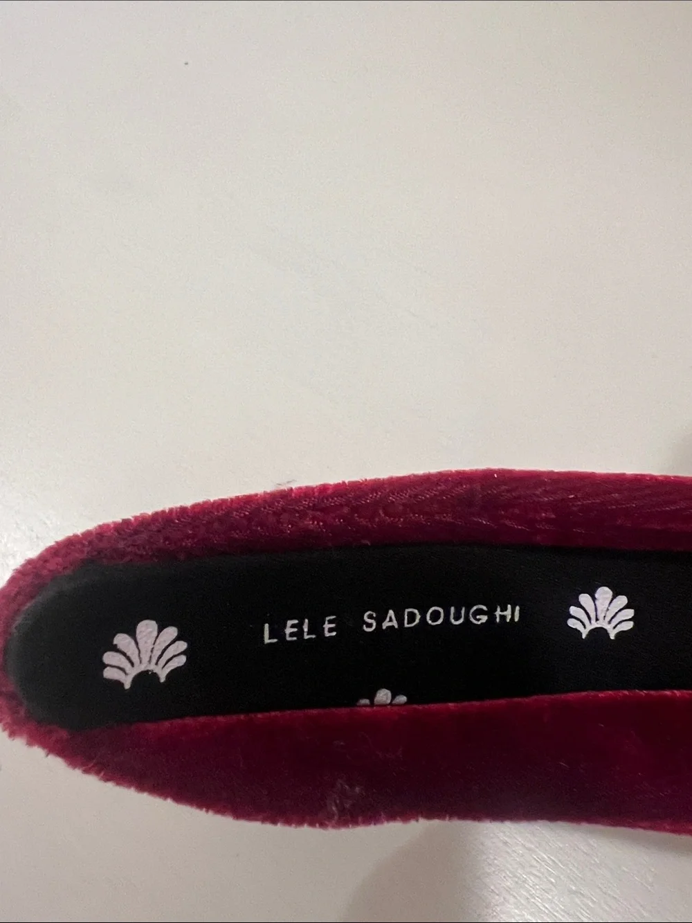Lele Sadoughi Velvet Knotted Headband - Burgundy